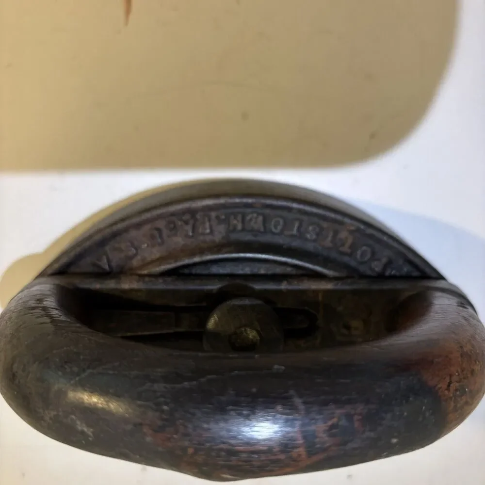 Colebrookdale Iron Co. Antique Sad Iron Vintage Clothes Detachable Handle Type C - Picture 11 of 12